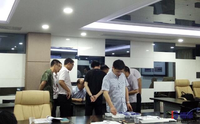 精益沙盤(pán)模擬準(zhǔn)備中 精益沙盤(pán)模擬準(zhǔn)備中